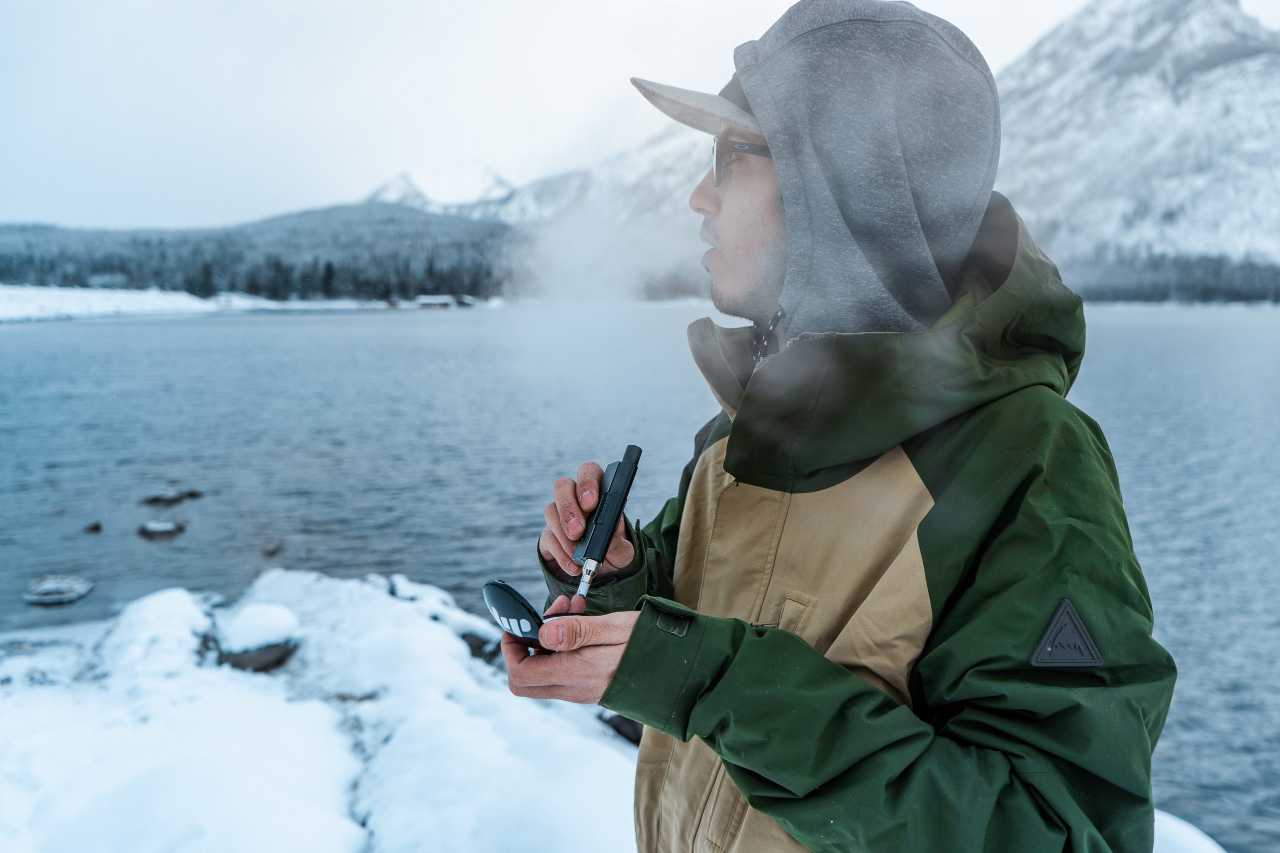 Your Guide to Vaping in Cold Weather